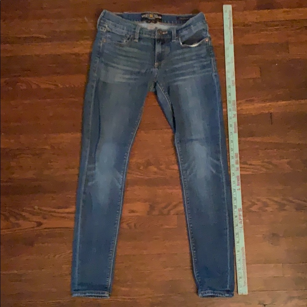 Lucky Brand Blue Jeans sz 2/26 *For Charity*
